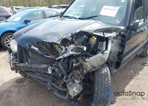 2007 Jeep Liberty Sport из США, поврежденный, VIN 1J4GL48K67W566989